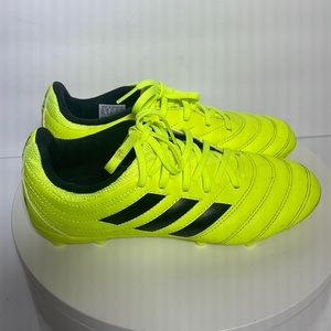 Adidas Soccer shoes Big Boy size 3.5